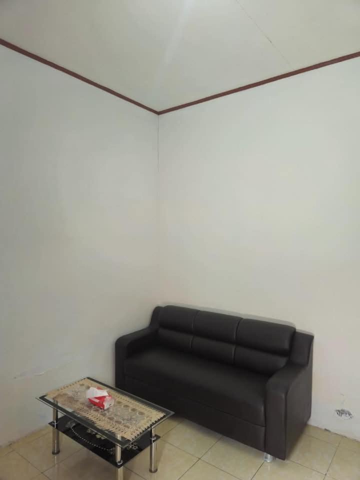 Baronda Guest House Sorong Exterior photo